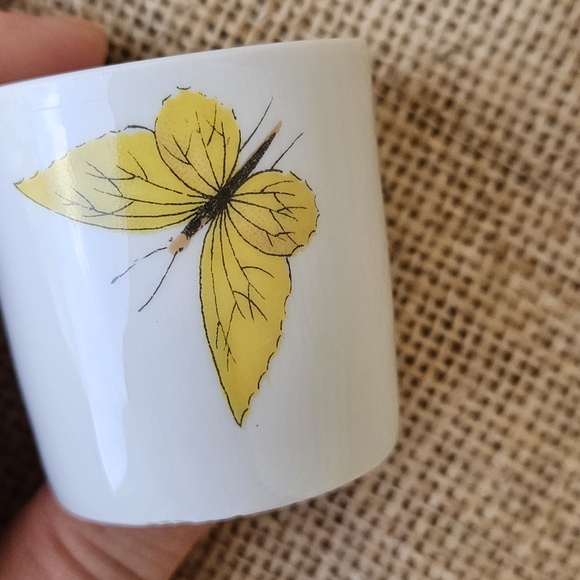 Tiny Limoges Cup or Vase with Blue and Yellow Butterflies - Picture 8 of 9